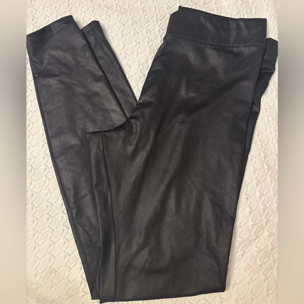 Women’s Mossimo black pleather leggings size medium